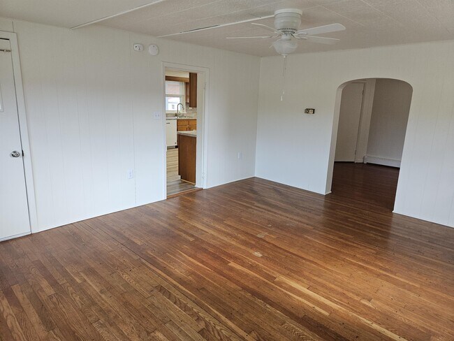 Building Photo - 5960 Taneytown Pike