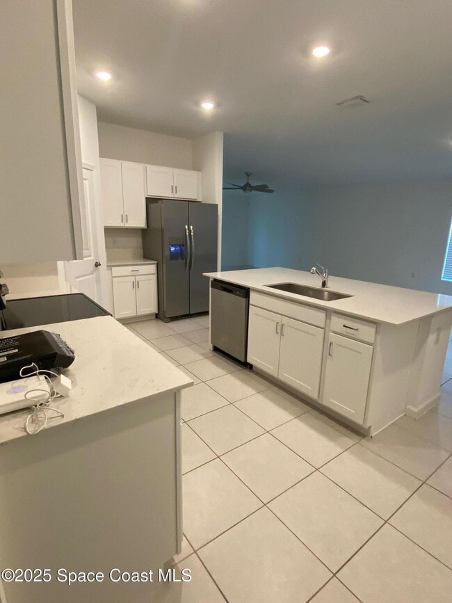 Building Photo - 836 Dockside Dr SW
