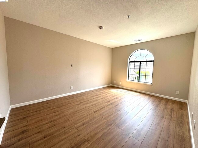 Building Photo - 20647 Maria Ct