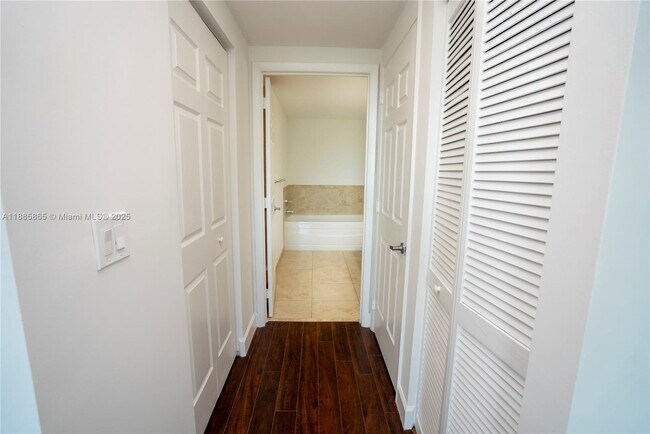 Building Photo - 1300 Ponce de Leon Blvd