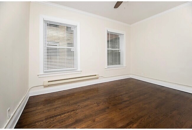 Building Photo - 1132 Maple Ave