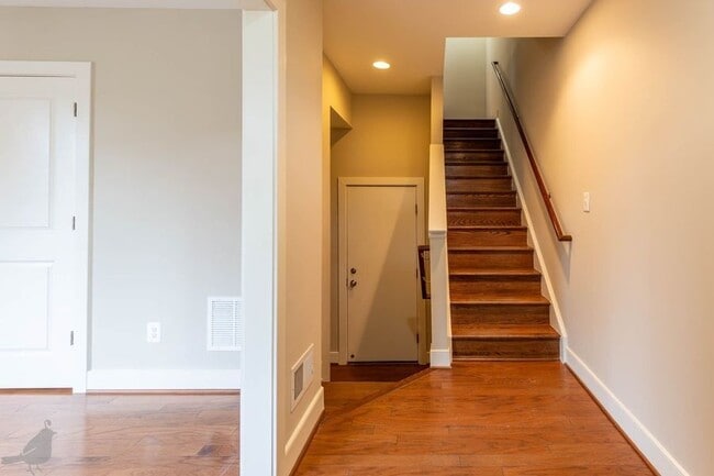 Building Photo - 2909 Chancellor's Way NE