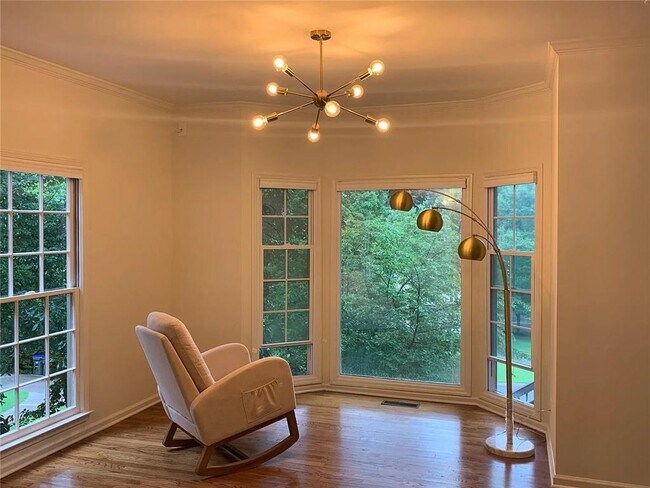 Building Photo - 5055 Mallory Ct