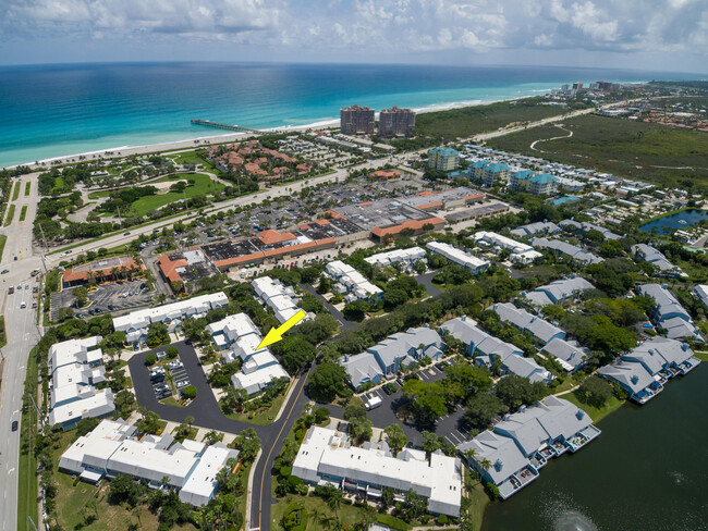 Building Photo - 126 Ocean Dunes Cir