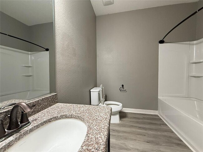 Building Photo - 10638 Laguna Plains Dr