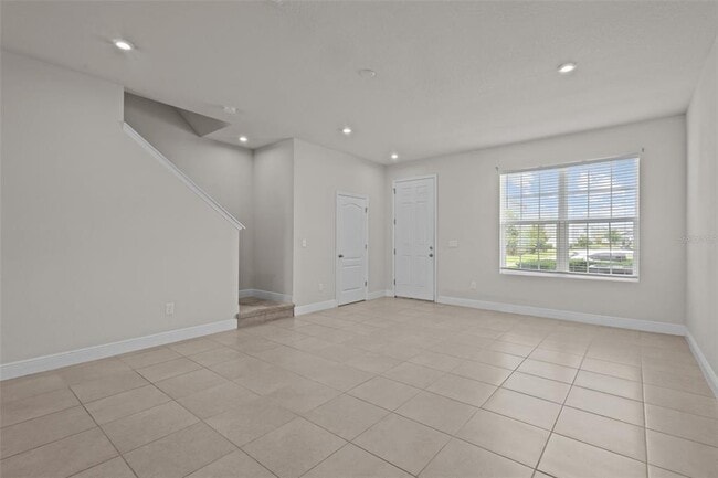 Building Photo - 2432 Hearth Dr