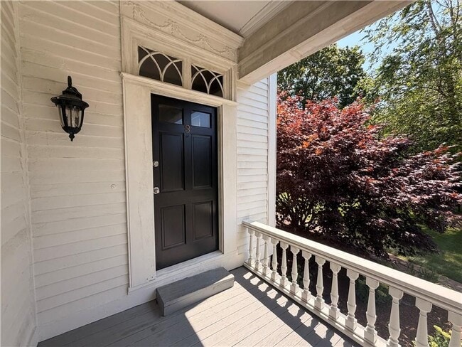 Building Photo - 412 Bellevue Ave
