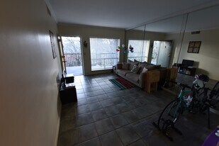 Building Photo - 57 Hanover Cir
