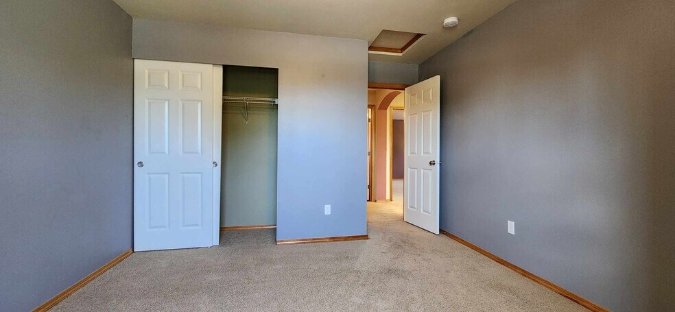 Building Photo - 12956 NE 200th Pl