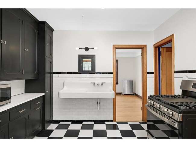 Building Photo - 4304 Beard Ave S