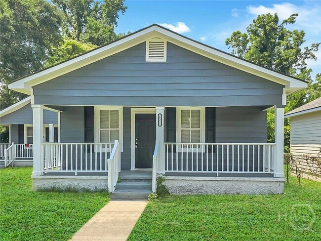 Building Photo - 5021 Temple St