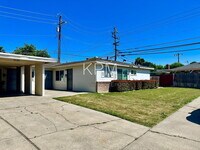 Building Photo - 6632 N El Dorado St