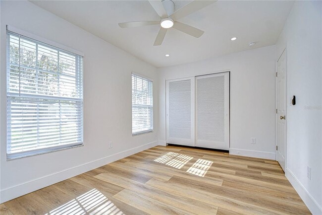Building Photo - 1205 W Hollywood St