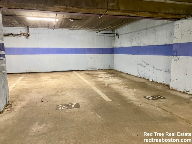 Building Photo - 20 Stearns Rd