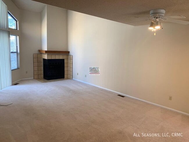 Building Photo - 4145 Autumn Heights Dr