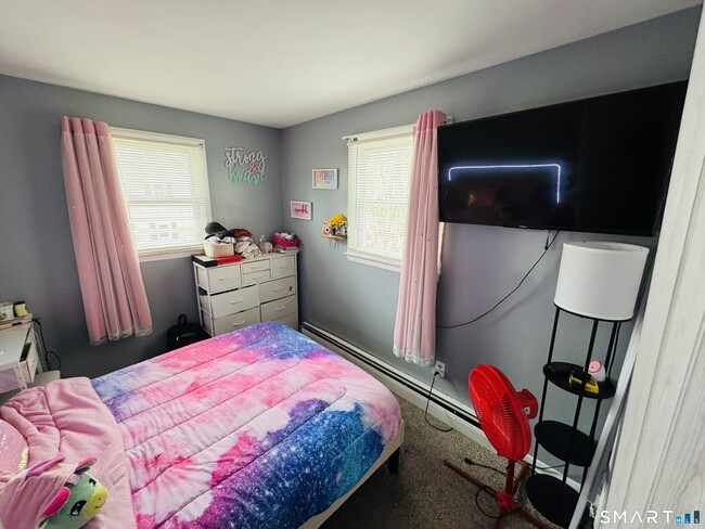 Building Photo - 150 View St