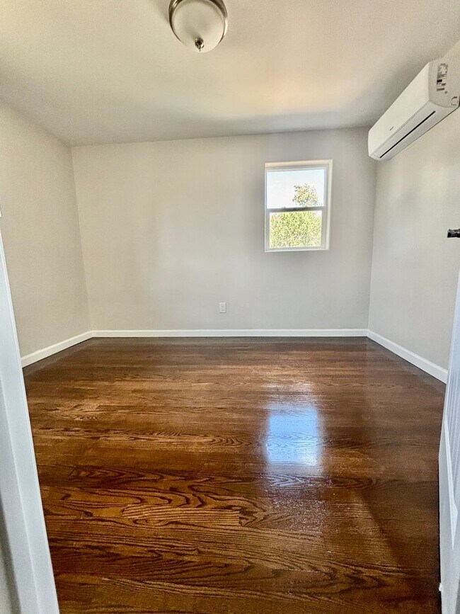 Building Photo - Beautiful 2100 sq ft Prescott home, 4 bed 2 bath with large upstairs loft on almost an acre of land!