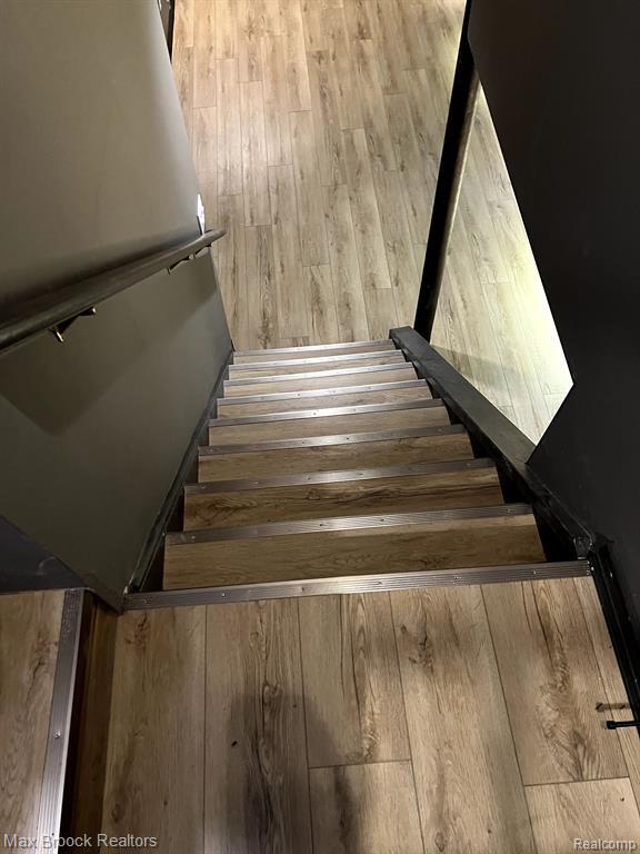 Building Photo - 3207 N Altadena Ave