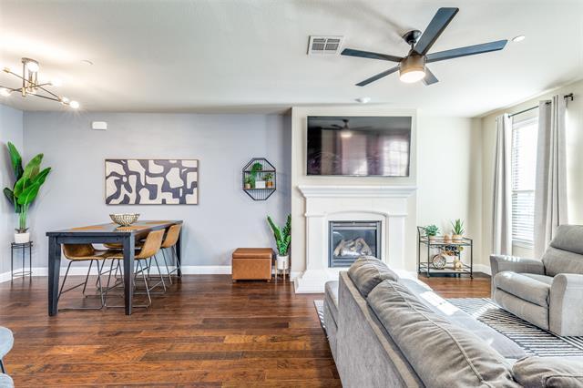 Building Photo - 4236 Riverview Dr