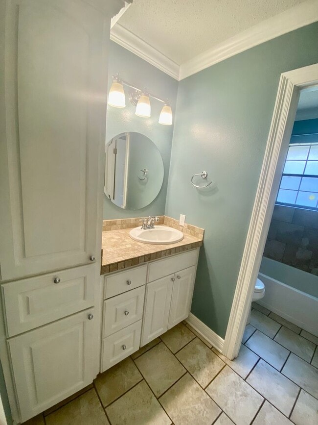 Building Photo - Haughton LA Dogwood Park Subdvn Home for Lease | $1,600/mo | 3 br 2 ba