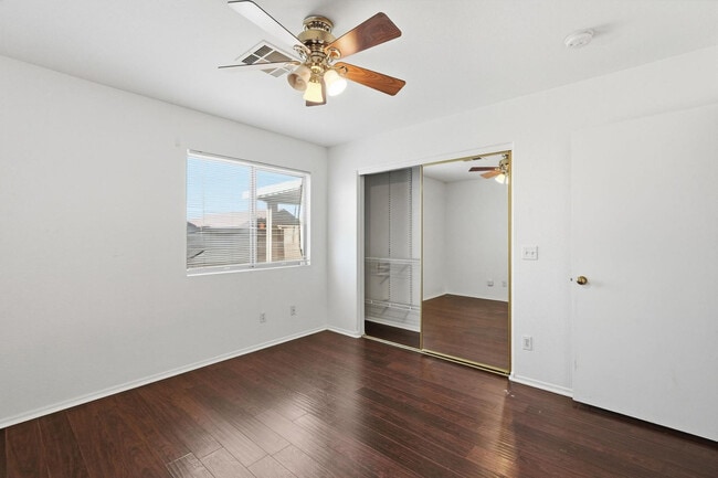 Building Photo - 15033 W Ventura St