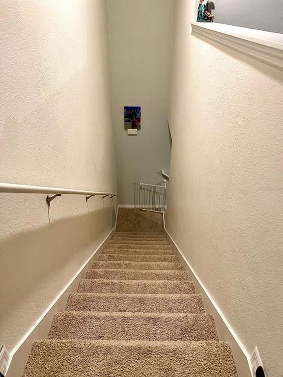 Building Photo - 1828 Katz Crossing Dr