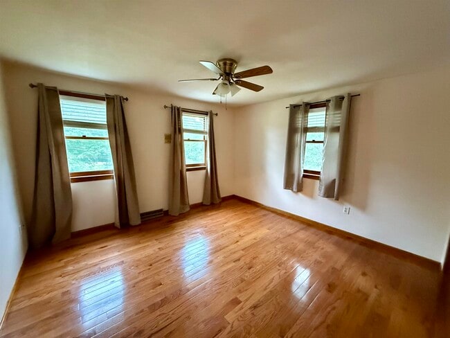 Building Photo - 69 Timberline Dr
