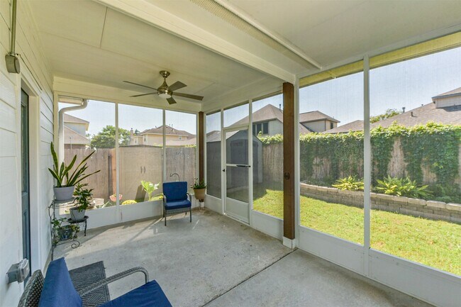 Building Photo - 10018 Chase Ct