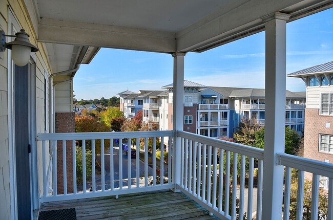 Building Photo - FOR RENT - NORFOLK!