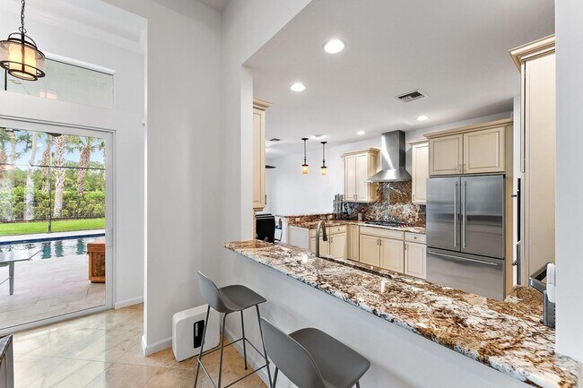 Building Photo - 236 Carina Dr