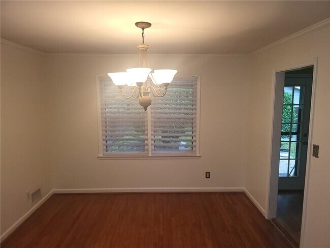 Building Photo - 2936 Elkhorn Ct