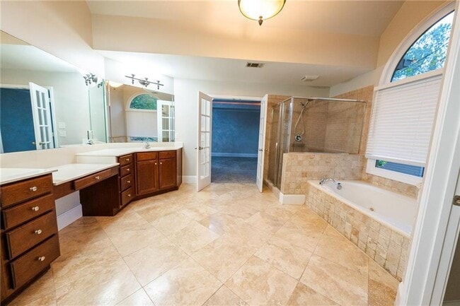 Building Photo - 1949 Point River Dr