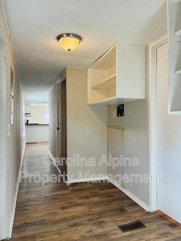 Building Photo - 3822 Towery Rd