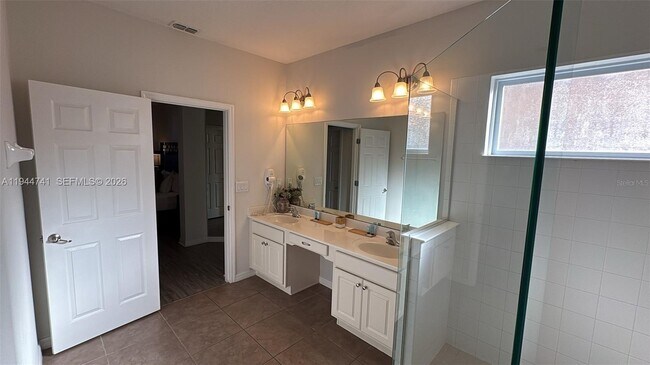 Building Photo - 4445 Shiva Loop