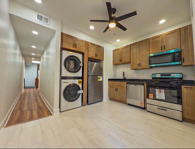 Building Photo - 4925 S Champlain Ave