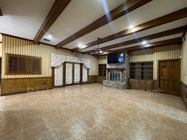 Building Photo - 1022 Wooddale Blvd