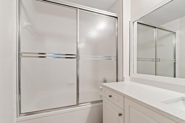 Building Photo - 2809 Amalei Dr