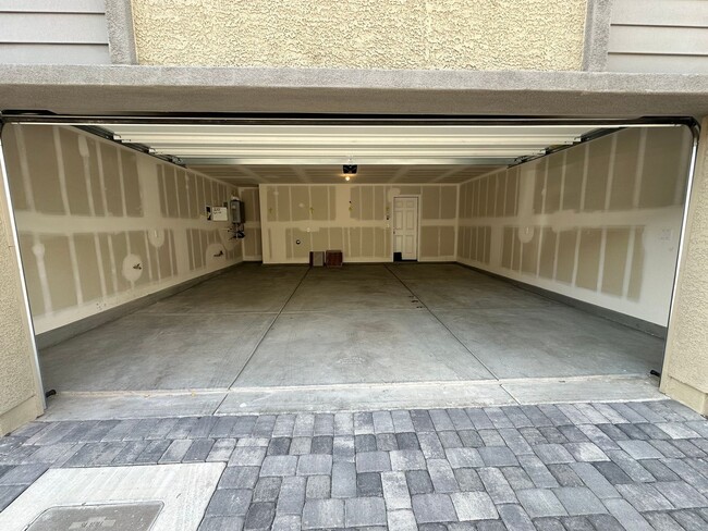 Building Photo - COMING SOON!!  New Construction, 3 Bed, 2 Bath Townhome in Union Square