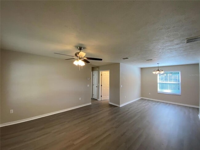 Building Photo - 5890 SE 119th Pl