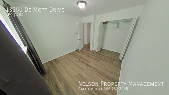 Building Photo - 13250 De Mott Dr