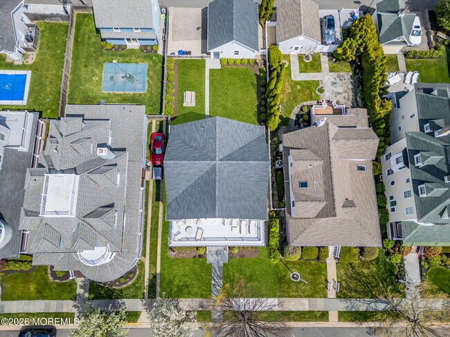 Building Photo - 112 Sylvania Ave