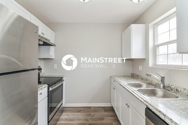 Building Photo - 3 Bedroom Pet-Friendly Home in Pleasant Hi...