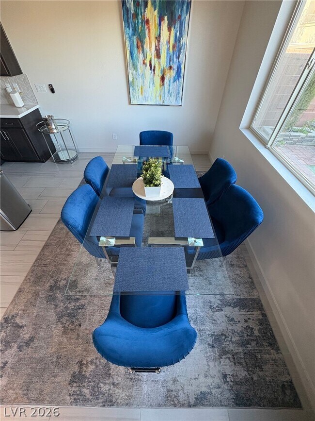 Building Photo - 9702 Sapphire Rim Ave