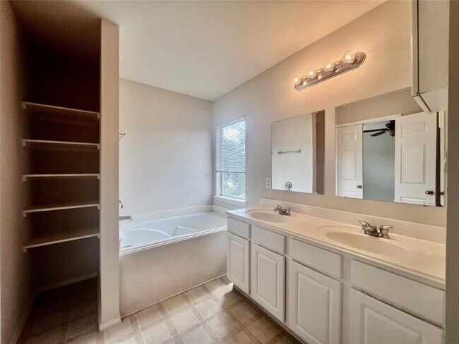 Building Photo - 7354 Eden Crossing Ln