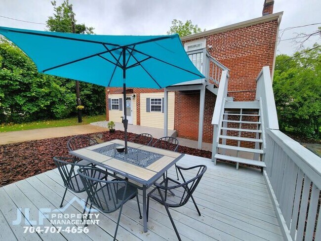 Building Photo - COMING SOON- Remodeled 2 Bed/1 Bath Home in Peaceful Salisbury!