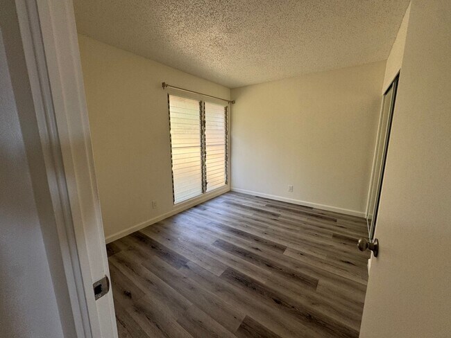 Building Photo - 1226/1228 Palekaiko St