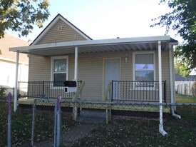 Building Photo - 6417 Washington St