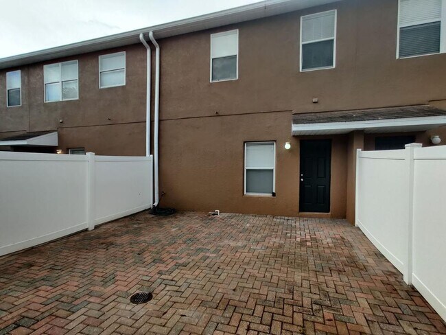 Building Photo - 11855 Deer Path Way