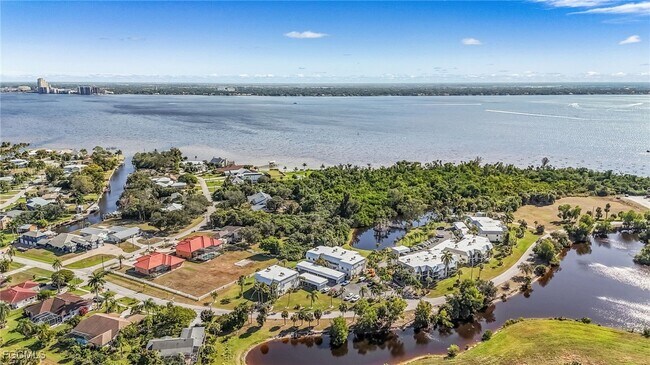 Building Photo - 3914 Orange Grove Blvd