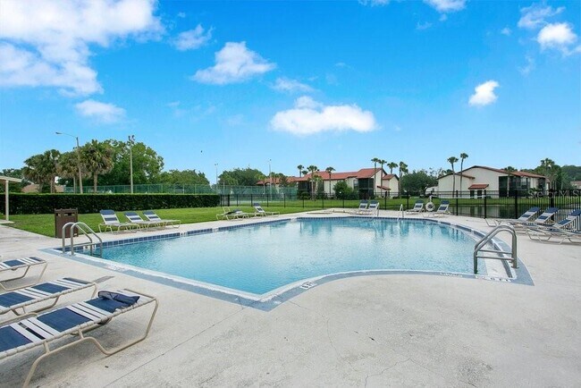 Building Photo - 1346 Stearman Ct